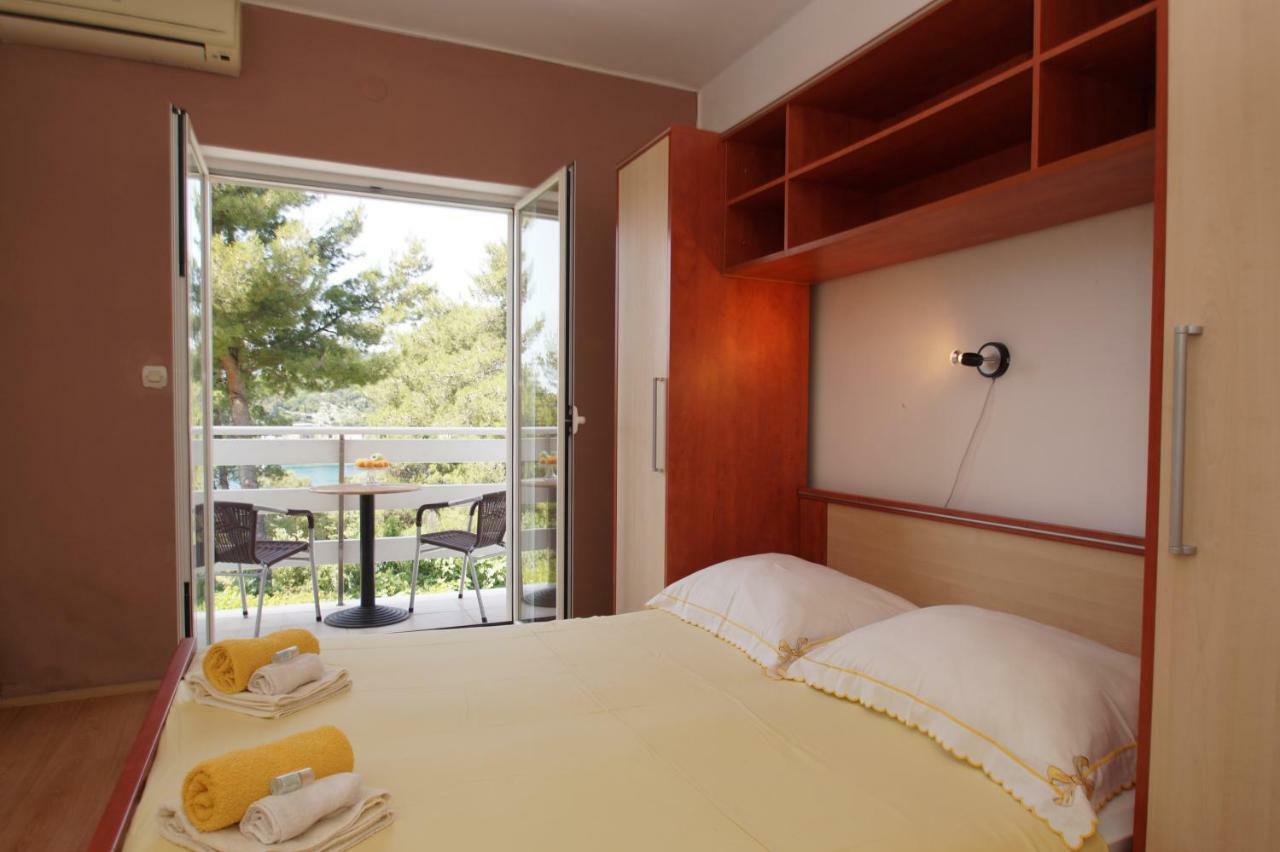 Vita Apartments Zrnovo Εξωτερικό φωτογραφία
