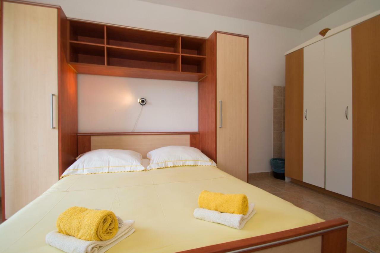 Vita Apartments Zrnovo Εξωτερικό φωτογραφία