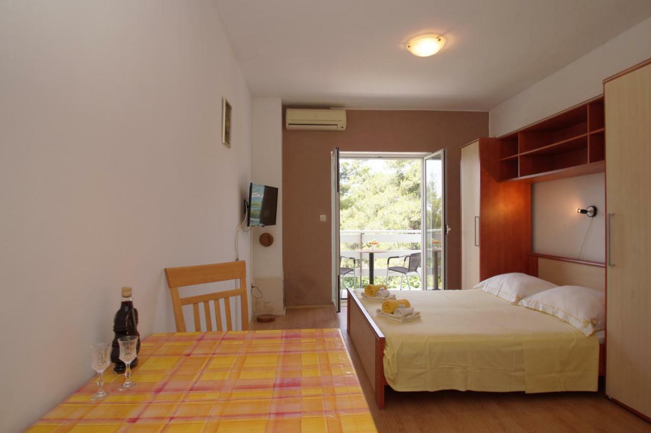 Vita Apartments Zrnovo Εξωτερικό φωτογραφία
