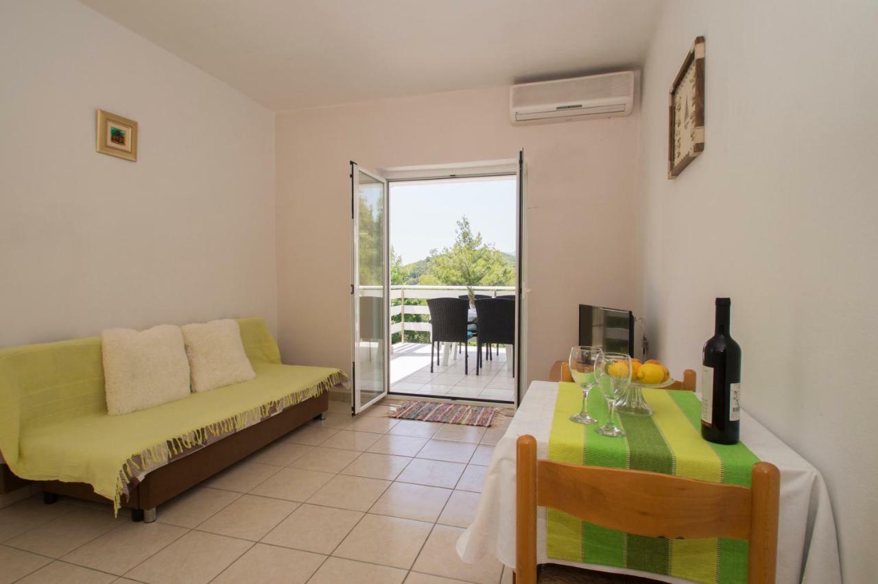 Vita Apartments Zrnovo Εξωτερικό φωτογραφία
